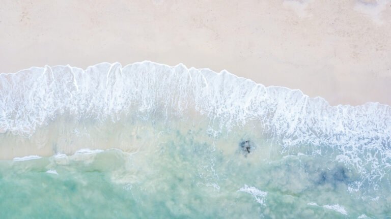 beach-at-sea-you