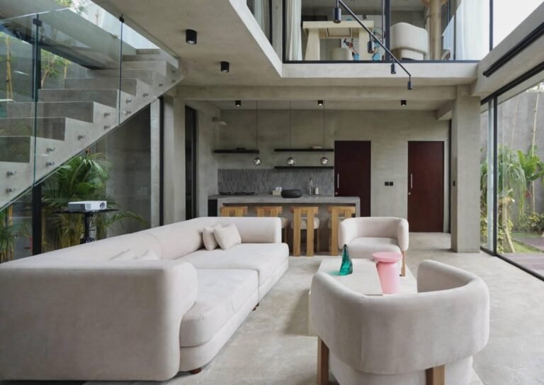 gallery-at-seayouproperty 1920 (11)