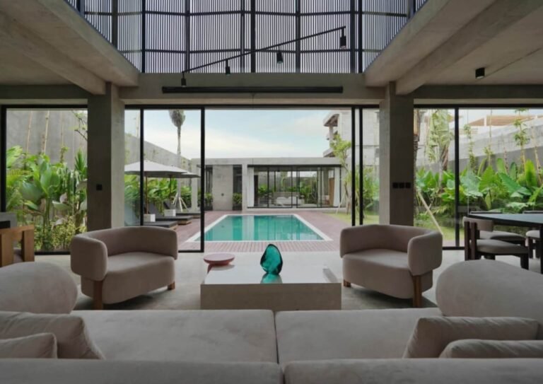 gallery-at-seayouproperty 1920 (12)